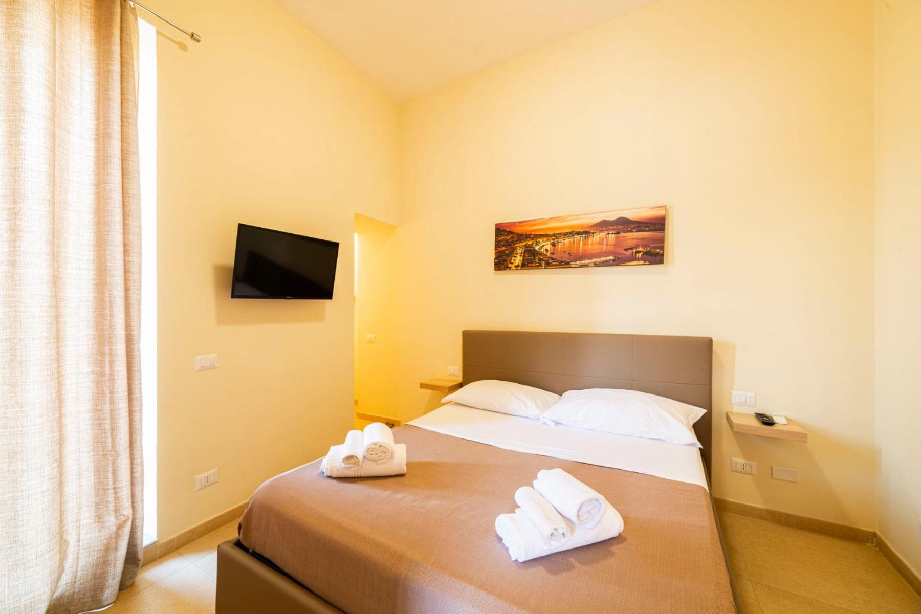 Corso 138 - Sleep & Fly - By Domusextra Bed & Breakfast Naples Exterior photo