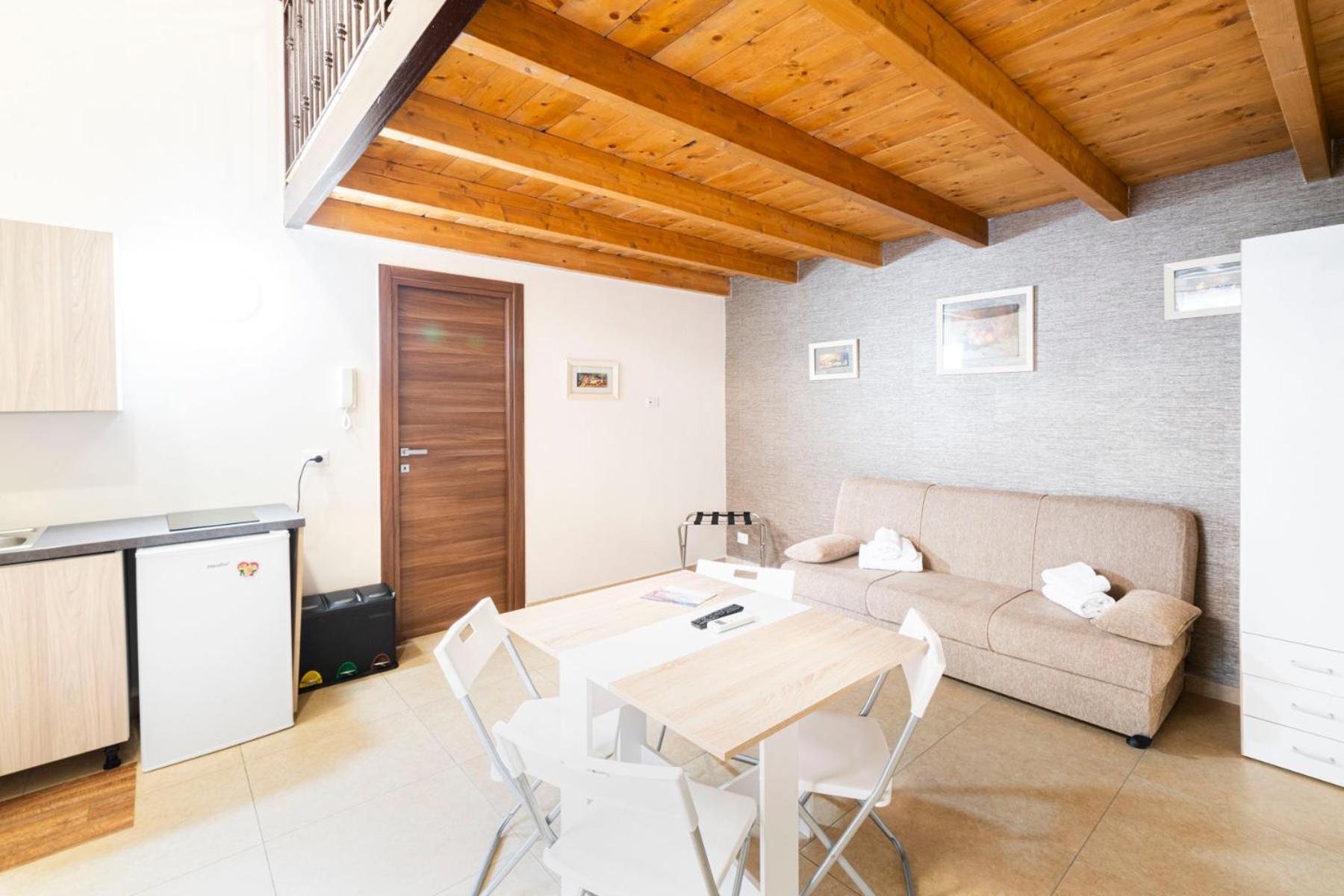 Corso 138 - Sleep & Fly - By Domusextra Bed & Breakfast Naples Exterior photo