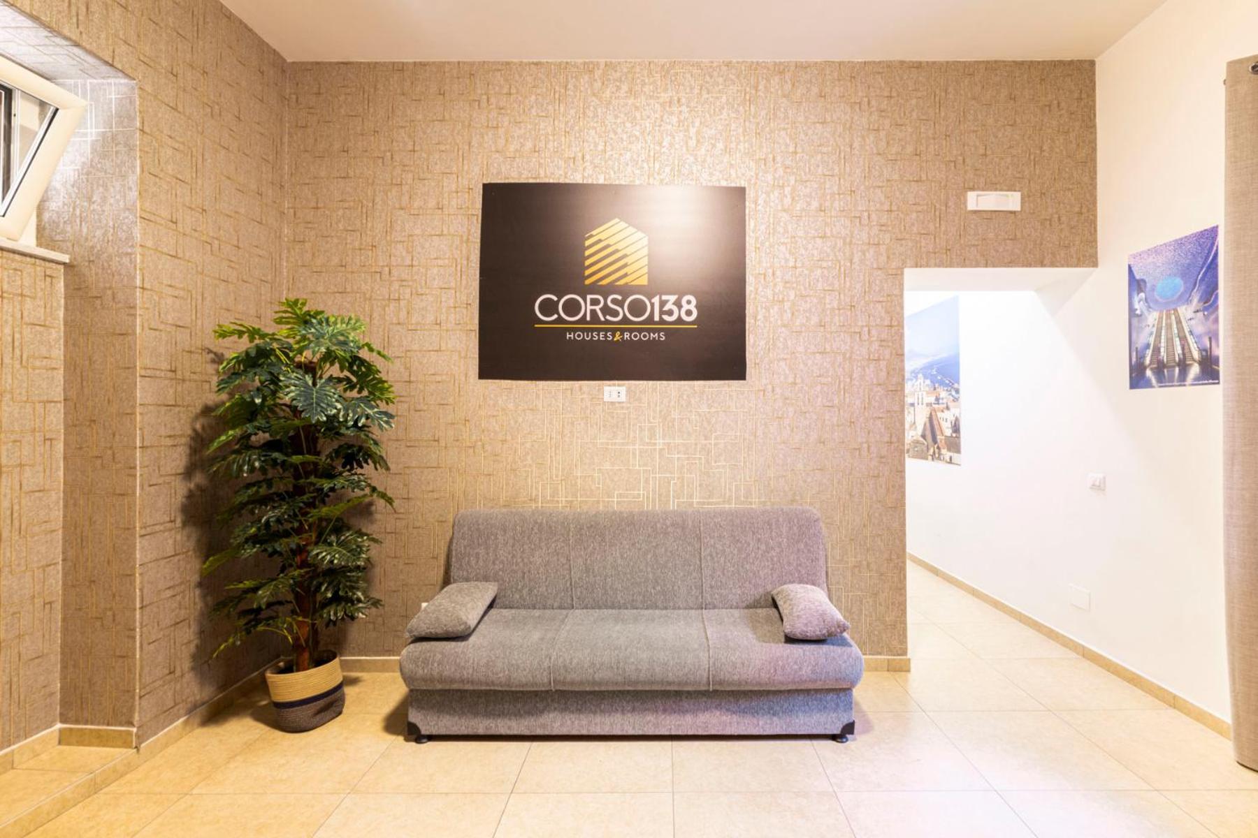 Corso 138 - Sleep & Fly - By Domusextra Bed & Breakfast Naples Exterior photo